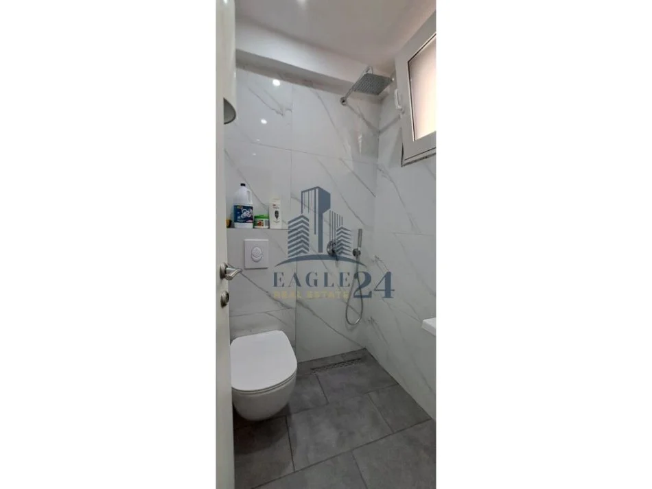 Tirane, shitet apartament 2+1 Kati 2, 103 m² 170.000 € (Mine Peza)
