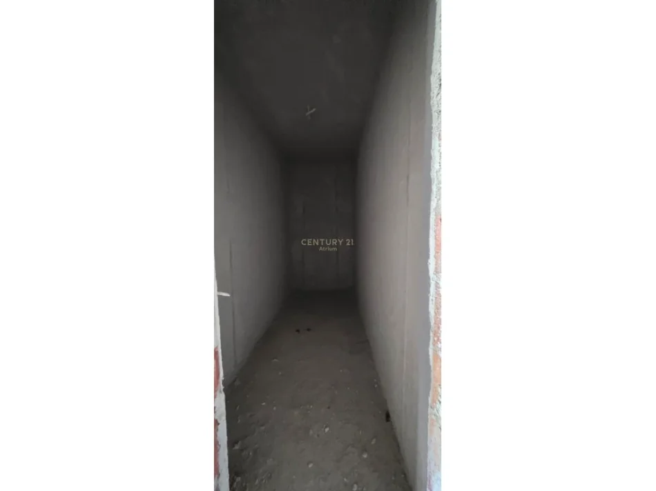 Tirane, shitet apartament 1+1 Kati 2, 74 m² 190.000 € (liqeni i thate BEVERLY HILLS REZIDENC)