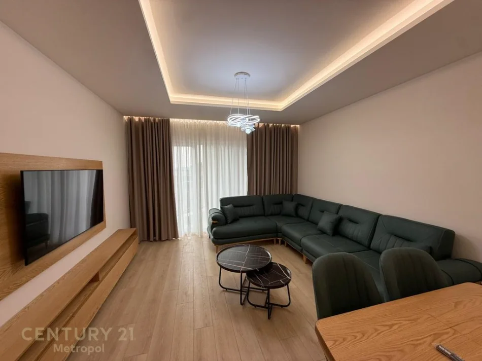 Tirane, shitet apartament 1+1 Kati 6, 225.000 m² 225.000 € (zogu i zi)