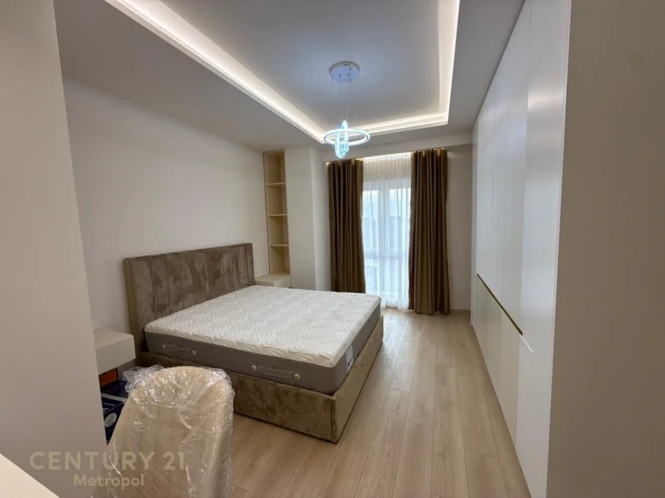 Tirane, shitet apartament 1+1 Kati 6, 225.000 m² 225.000 € (zogu i zi)