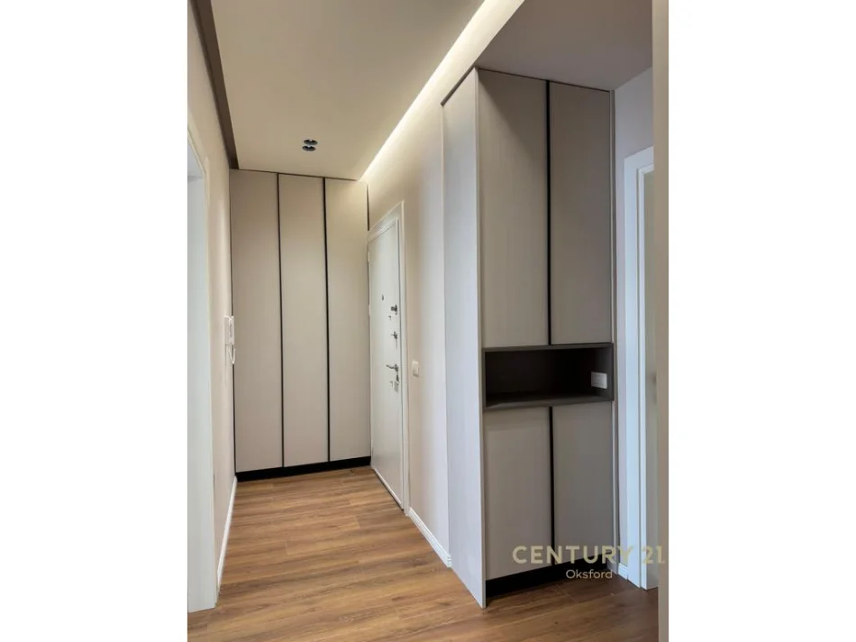 Tirane, jepet me qera apartament 1+1 Kati 2, 71 m² 850 € 