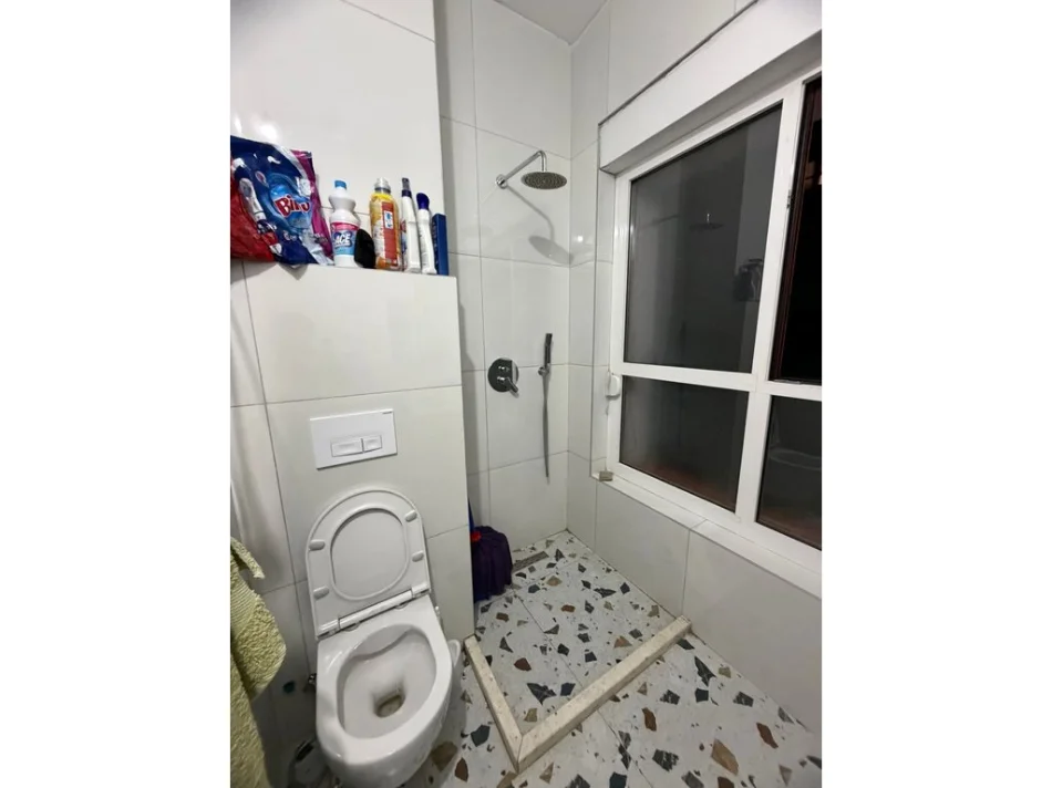 Tirane, jepet me qera apartament 1+1 Kati 2, 55 m² 400 € (Pasho Hysa)