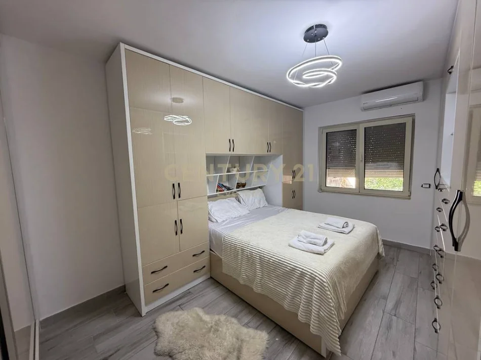 Tirane, jepet me qera apartament , 650 € 