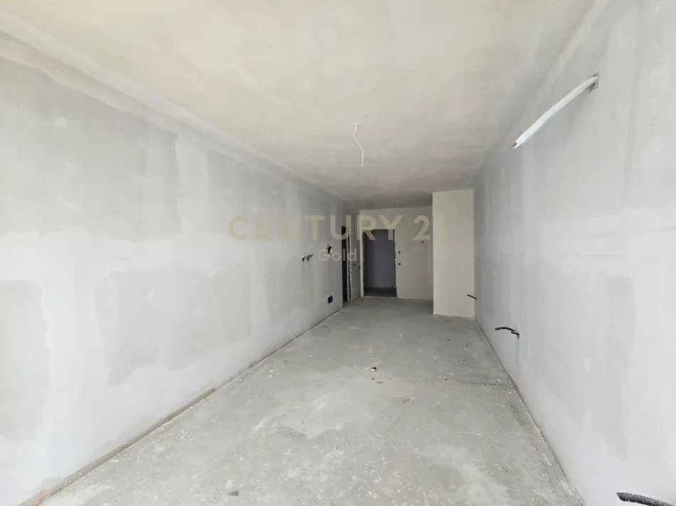 Golem, shitet garsonier 1+1+Ballkon Kati 1, 45 m² 56.000 € 