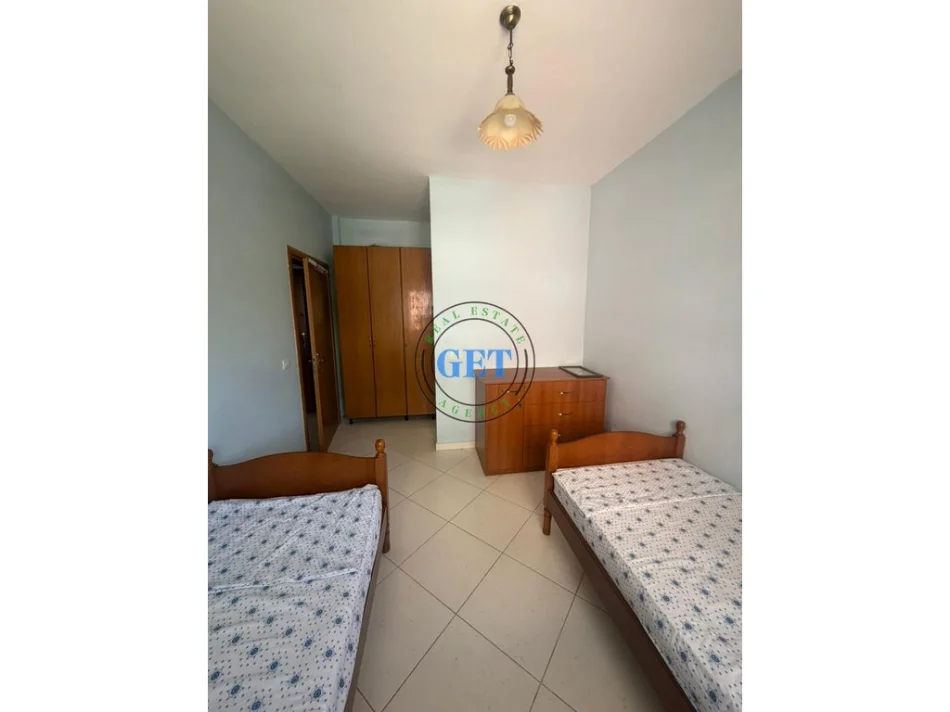 Durres, shitet apartament 1+1 Kati 3, 50 m² 68.000 € (Shkëmbi i Kavajës)