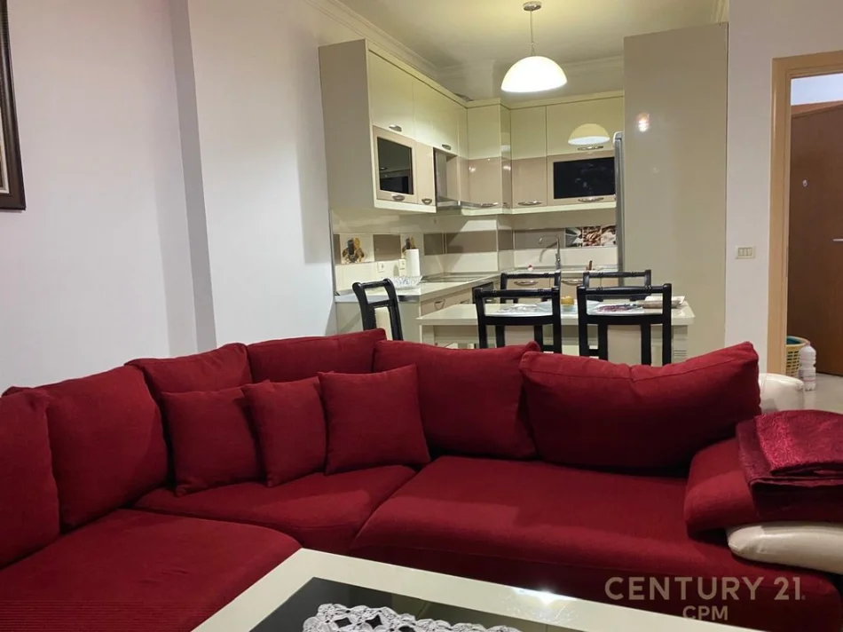 Tirane, jepet me qera apartament 1+1 Kati 5, 60 m² 450 € (Astir)