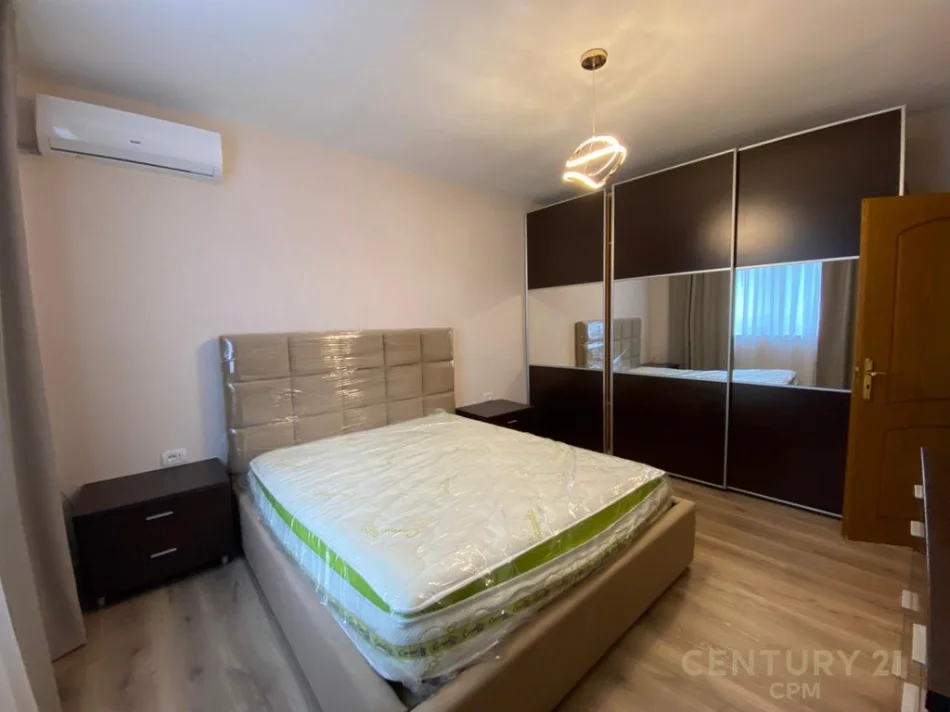 Tirane, jepet me qera apartament 1+1 Kati 3, 64 m² 550 € 