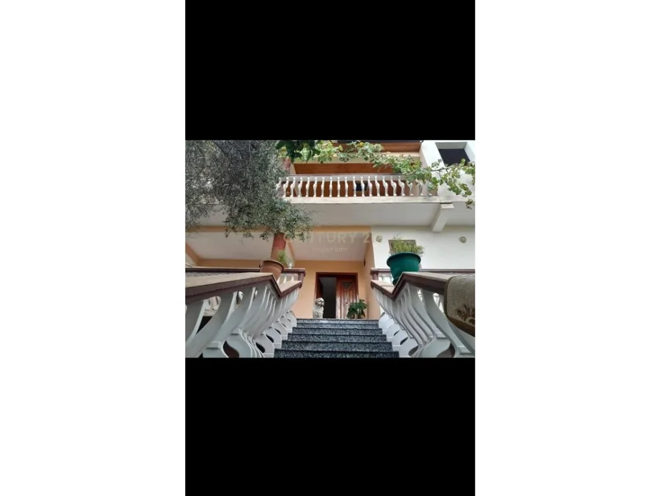 Tirane, shitet shtepi 2 Katshe Kati 2, 411 m² 265.000 € (babrru qender)