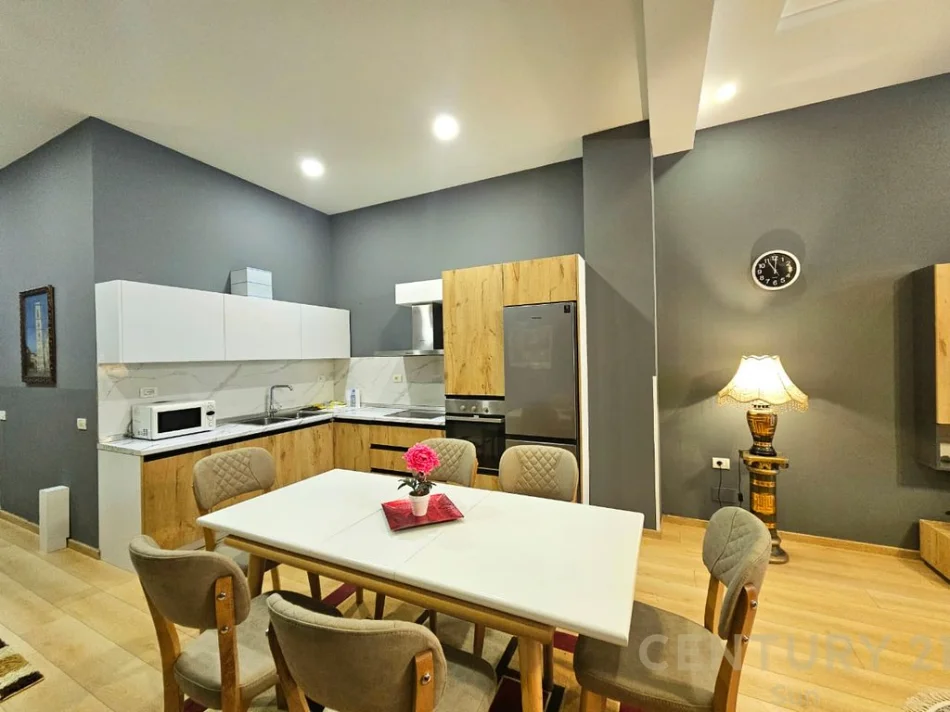 Tirane, jepet me qera apartament 1+1 Kati 1, 91 m² 500 € 