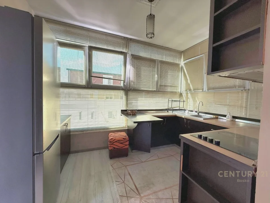Tirane, shitet apartament 1+1 Kati 5, 70 m² 185.000 € (Liqeni i Thate bosko140580)