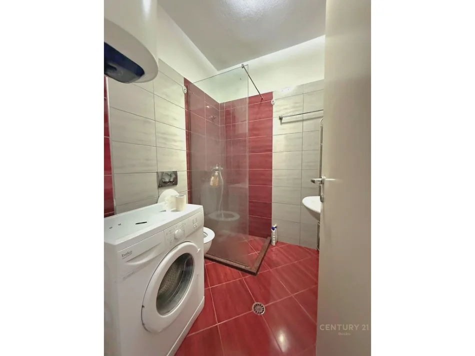 Tirane, shitet apartament 1+1 Kati 5, 70 m² 185.000 € 