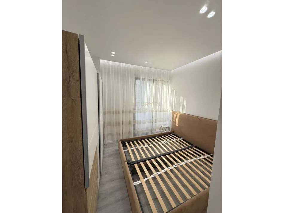 Tirane, jepet me qera apartament 1+1 Kati 3, 63 m² 650 € (Siri Kodra)