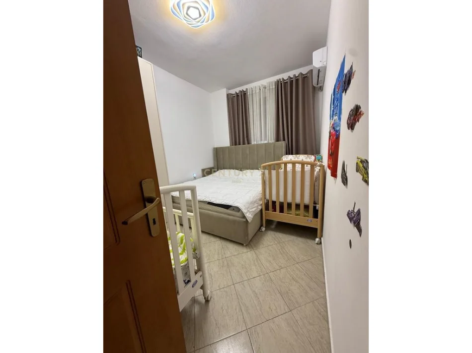 Tirane, shitet apartament 1+1 Kati 3, 56 m² 99.000 € 