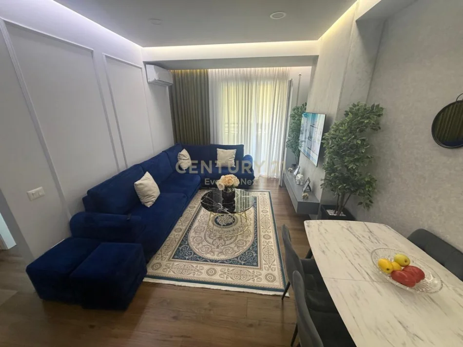 Tirane, shitet apartament 2+1 Kati 7, 85 m² 208.000 € (Ish Blloku)