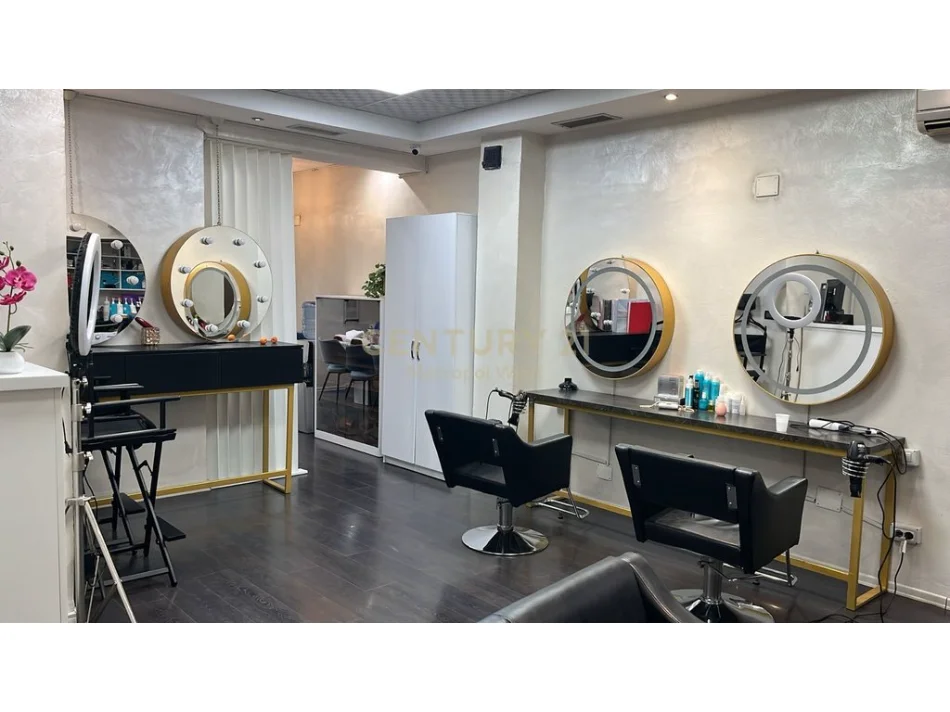 Tirane, shitet aktivitet biznesi , 62 m² 