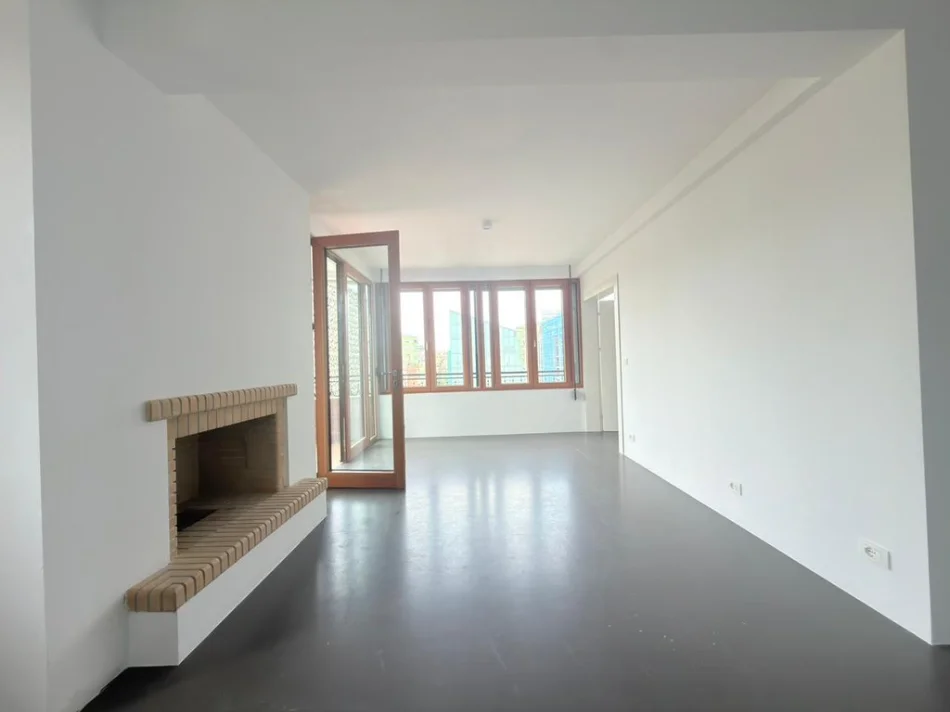 Tirane, shitet apartament 1+1 Kati 5, 100 m² 499.000 € (blloku)
