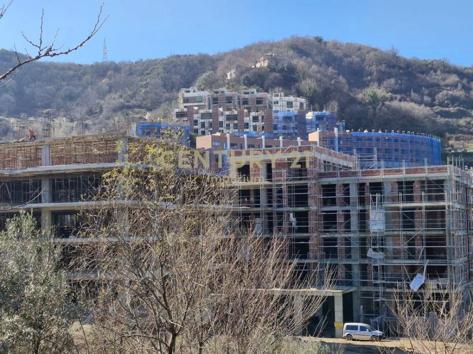 Tirane, shitet apartament 2+1 Kati 6, 132 m² 211.200 € (kodra e diellit 2)