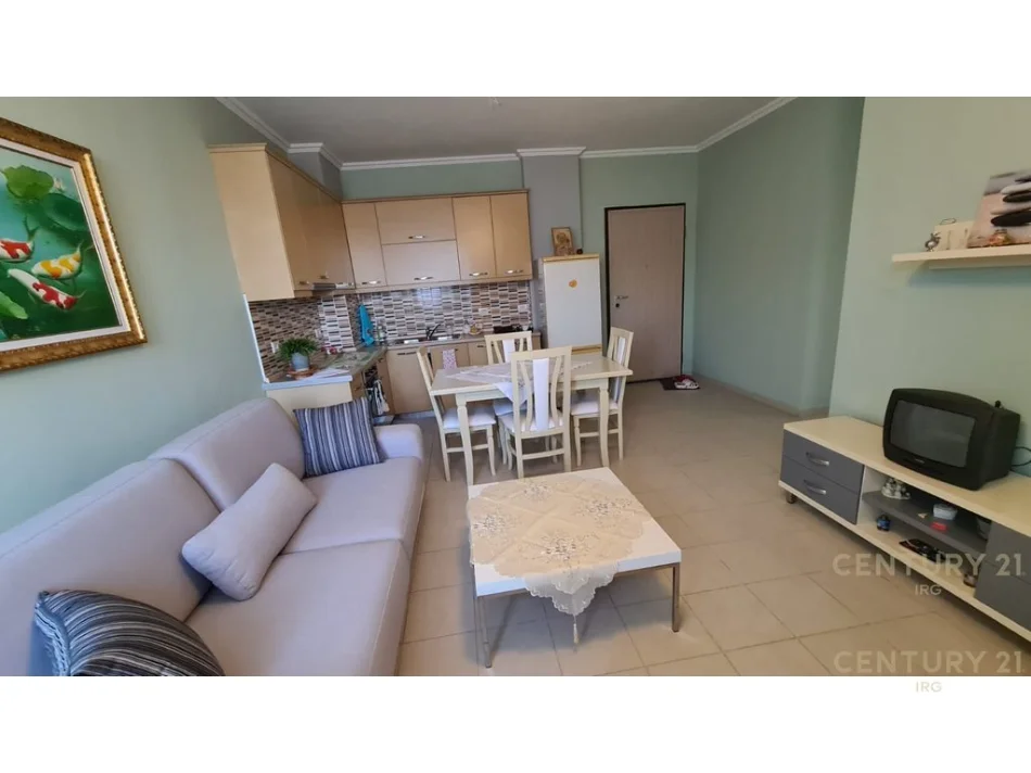 Tirane, jap me qera apartament 1+1 Kati 1, 68 m² 380 € (Fresku)