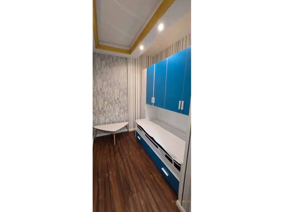 Tirane, shitet apartament 2+1 Kati 0, 80 m² 235.000 € (liqeni i thate prane hotel radisson)