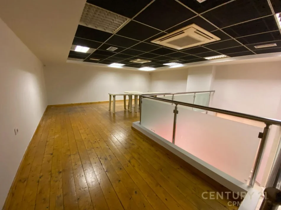 Tirane, shitet ambjent biznesi Kati 1, 55 m² 120.000 € 