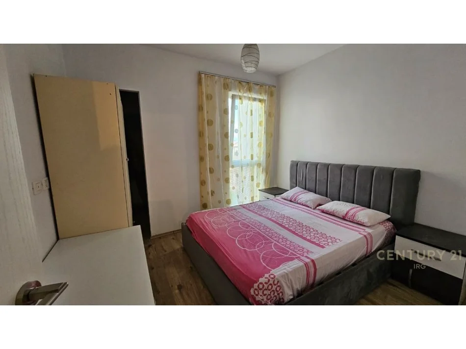 Tirane, jepet me qera apartament 1+1 Kati 5, 60 m² 550 € (21 dhjetori)
