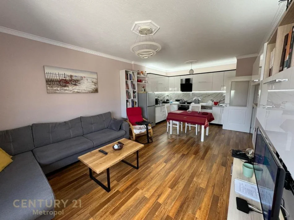 Tirane, jepet me qera apartament 1+1 Kati 6, 66 m² 700 € (rruga e elbasanit)