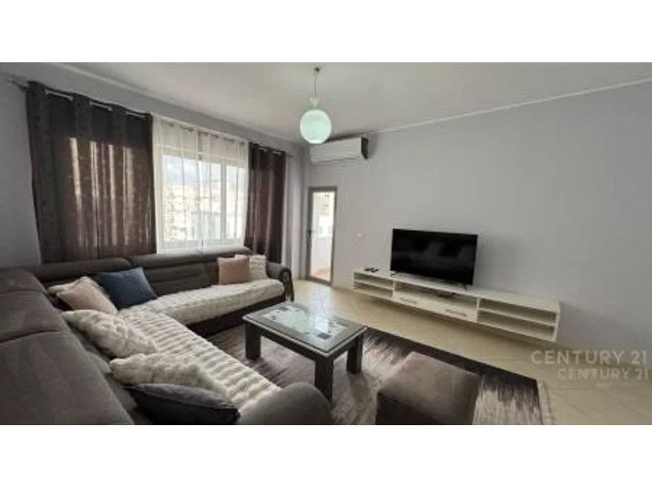 Tirane, jap me qera apartament 1+1 Kati 8, 70 m² 500 € (Astir)