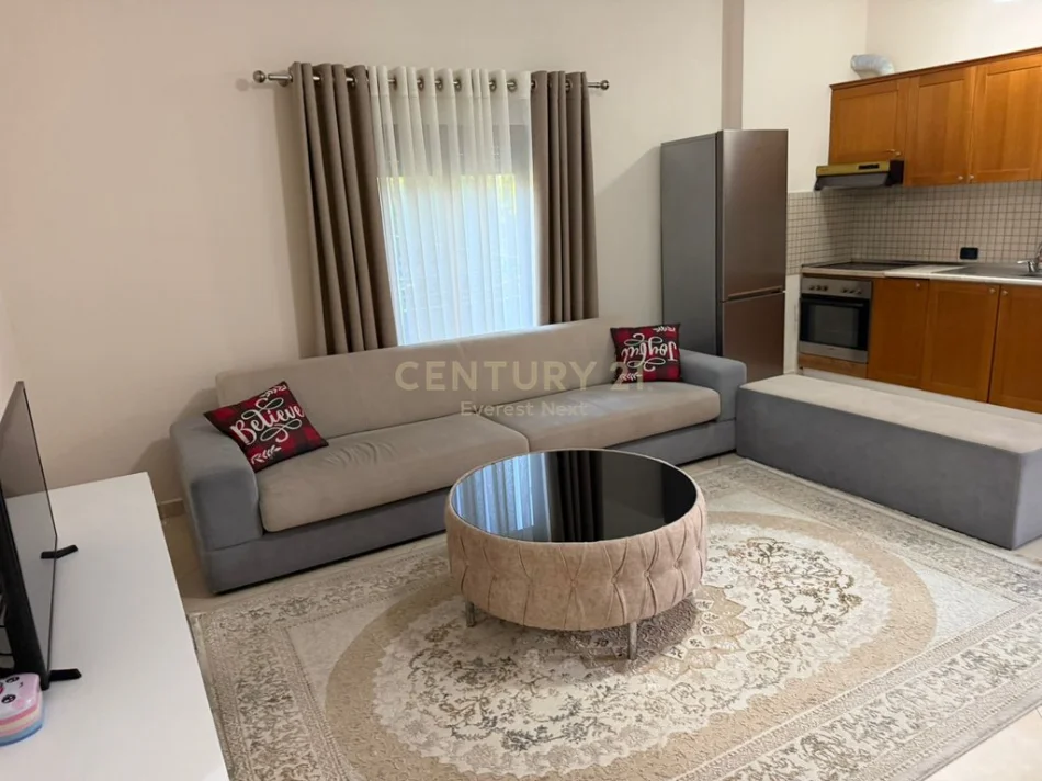 Tirane, jepet me qera apartament 2+1 Kati 2, 110 m² 700 € (Fakulteti Ekonomik)