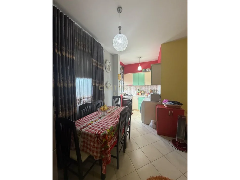 Tirane, shitet apartament 2+1 Kati 7, 68 m² 77.000 € (jordan misja)
