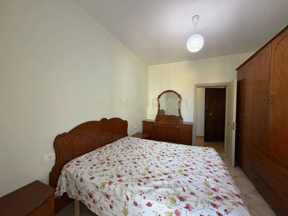 Tirane, shitet apartament 1+1 Kati 5, 64 m² 135.000 € (Ali Demi)