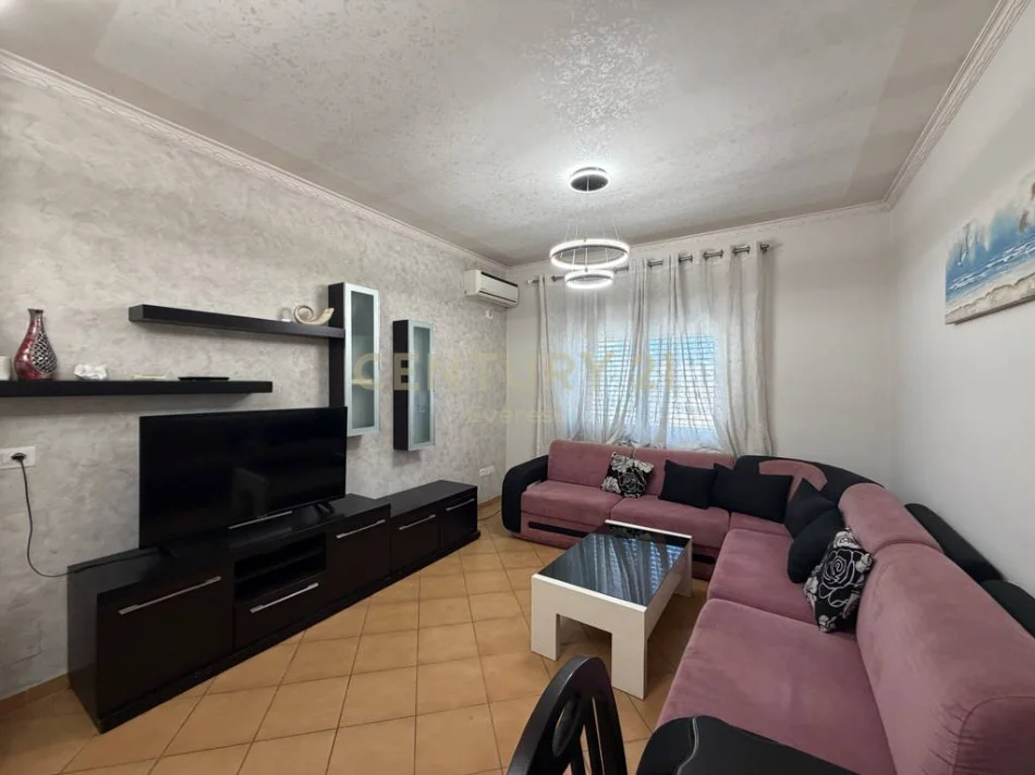 Tirane, shitet apartament 1+1 Kati 5, 55 m² 135.000 € (Ali Demi)