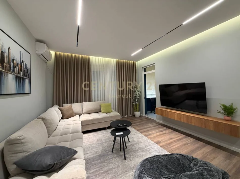 Tirane, jepet me qera apartament 1+1 Kati 5, 70 m² 550 € (Astir)