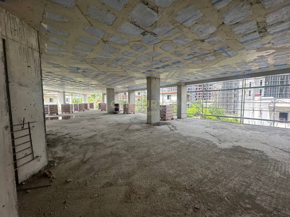 Tirane, shitet apartament 1+1+Aneks+Ballkon Kati 1, 66 m² 83.000 € (Paskuqan)