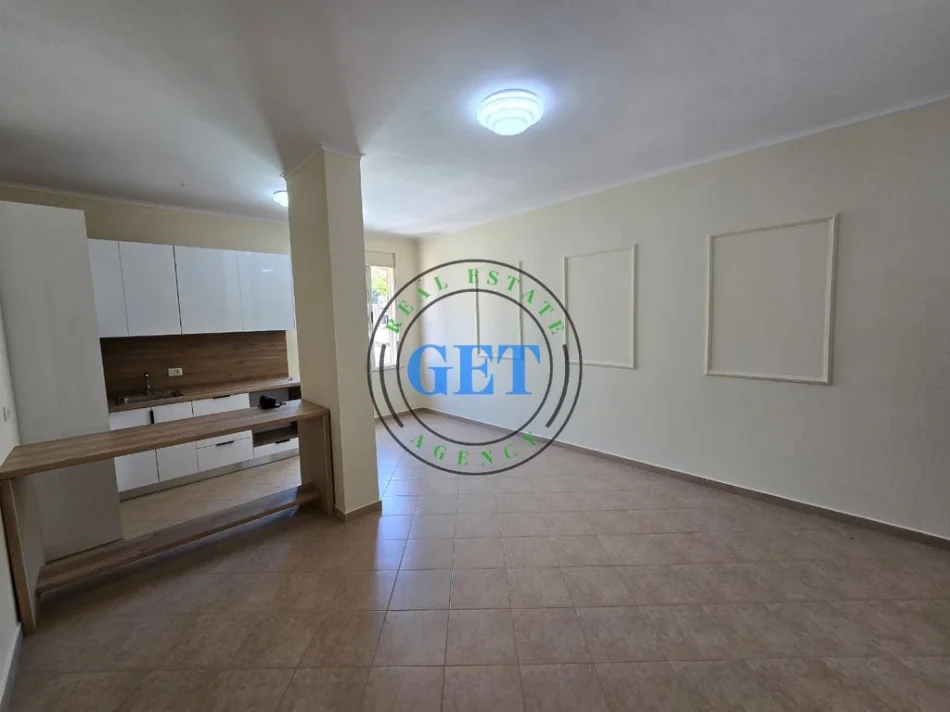 Durres, shitet apartament 1+1 Kati 5, 63 m² 87.000 € (Shkëmbi i Kavajës)