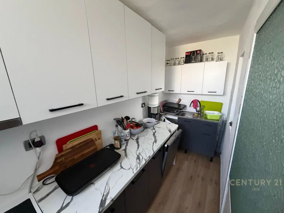 Tirane, shitet apartament 2+1 Kati 4, 81 m² 150.000 € 