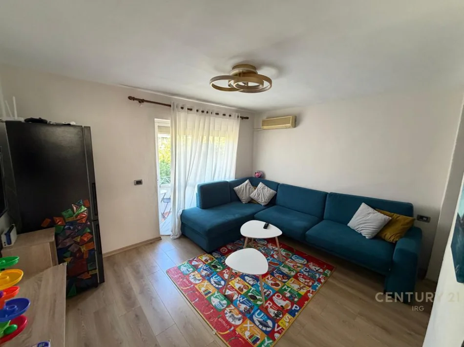 Tirane, shitet apartament 2+1 Kati 4, 81 m² 150.000 € 