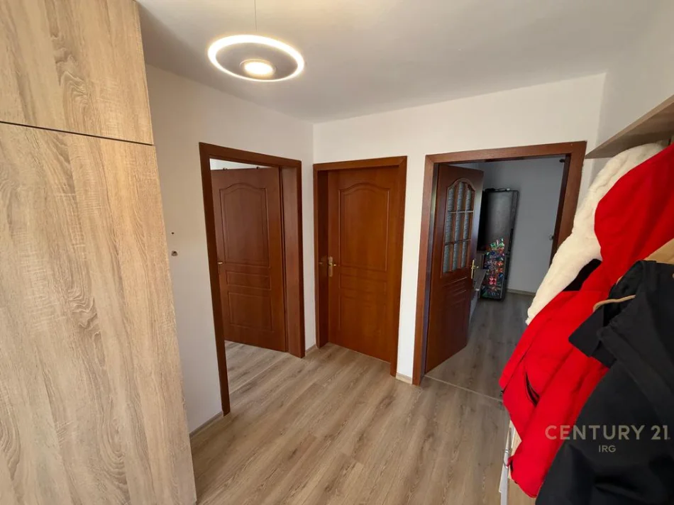 Tirane, shitet apartament 2+1 Kati 4, 81 m² 150.000 € 