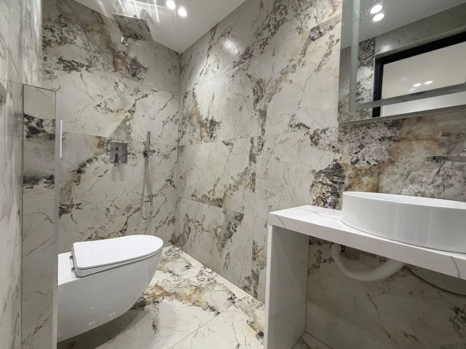 Tirane, shitet apartament 1+1 Kati 2, 41 m² 133.000 € 