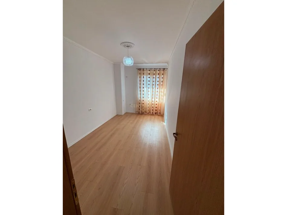 Tirane, shitet apartament 2+1 Kati 2, 88 m² 135.000 € 