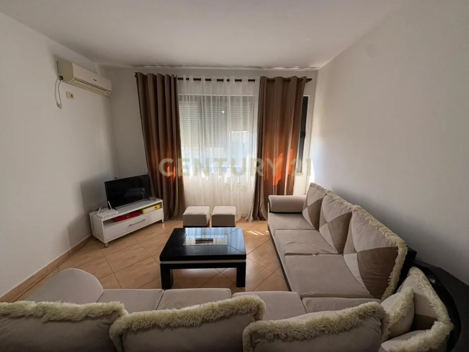 Tirane, jepet me qera apartament 1+1 Kati 5, 68 m² 400 € (Astiri)