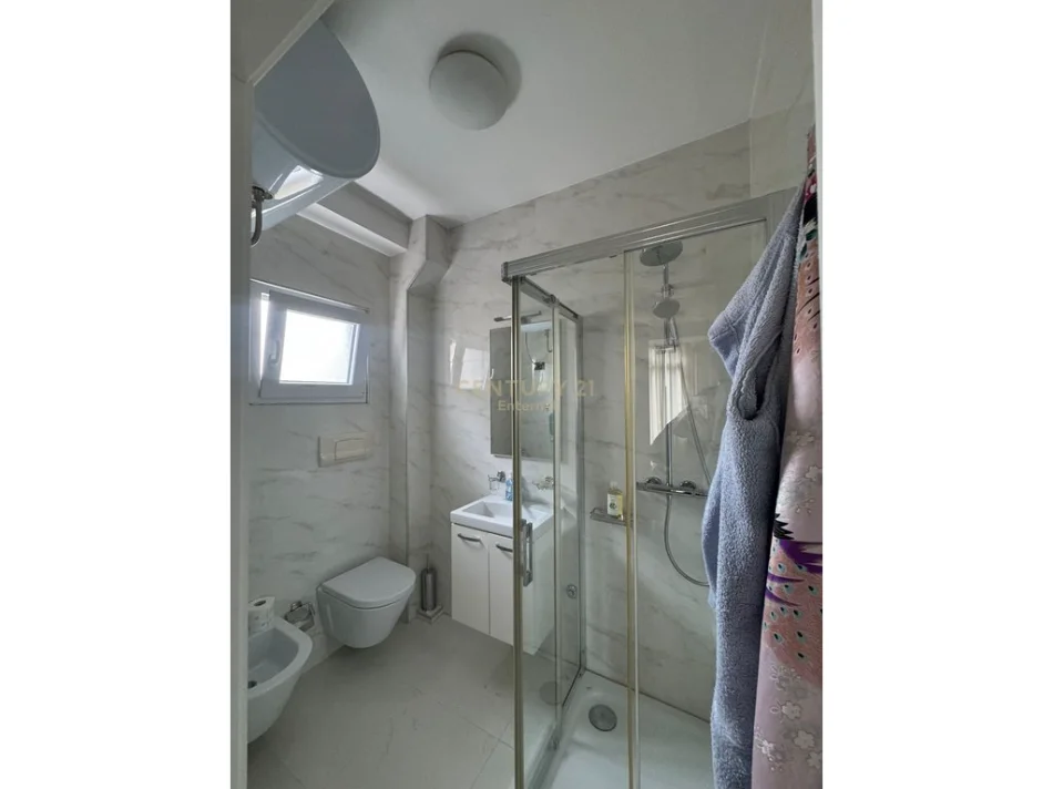 Tirane, shitet apartament 2+1 Kati 5, 115 m² 430.000 € (Ish Garda)
