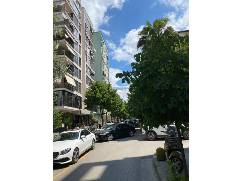 Tirane, shitet apartament 2+1 Kati 5, 115 m² 430.000 € (Ish Garda)