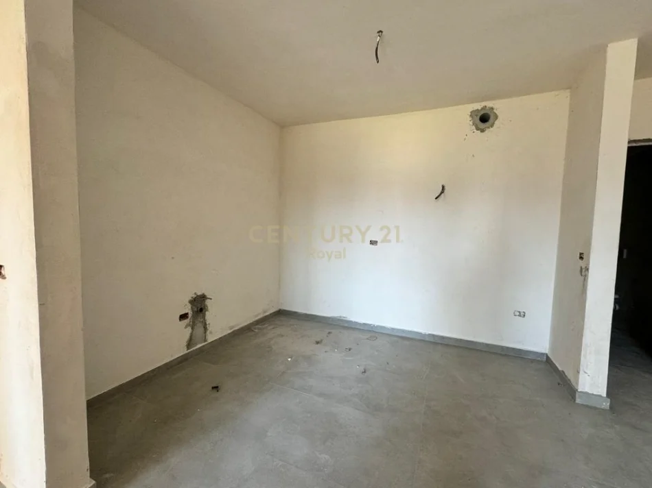 Durres, shitet apartament 2+1+Ballkon Kati 3, 124 m² 118.000 € (Golem)