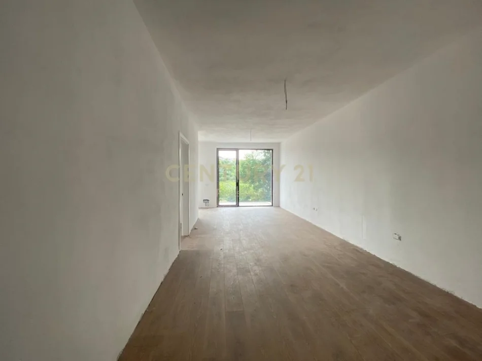 Tirane, shitet apartament 2+1 Kati 1, 109 m² 271.000 € 