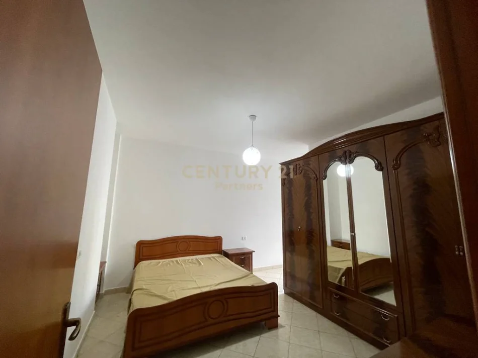 Tirane, shitet apartament 3+1+Ballkon Kati 5, 120 m² (rruga panorama)