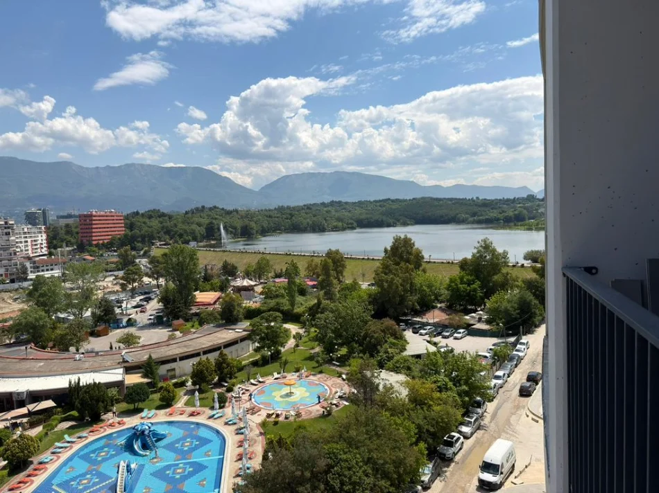 Tirane, shitet apartament 2+1+Ballkon Kati 6, 172 m² 560.000 € (liqeni i tiranes lake view)