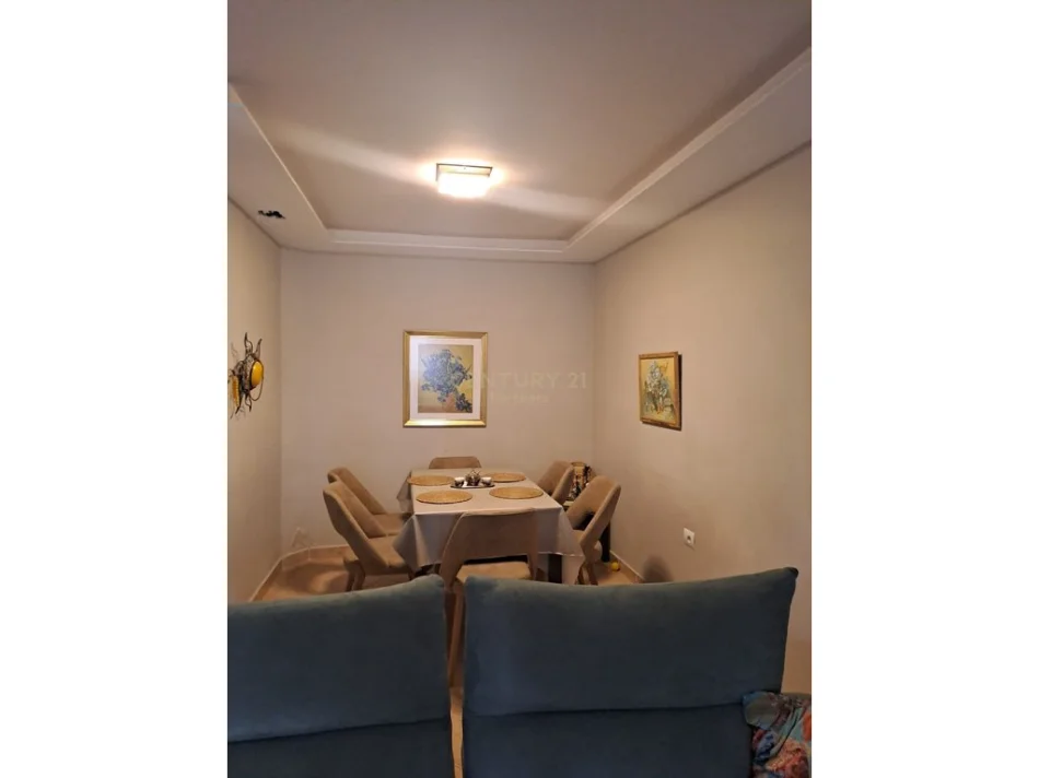 Tirane, shitet apartament 2+1 Kati 3, 115 m² 265.000 € (vasil shanto)