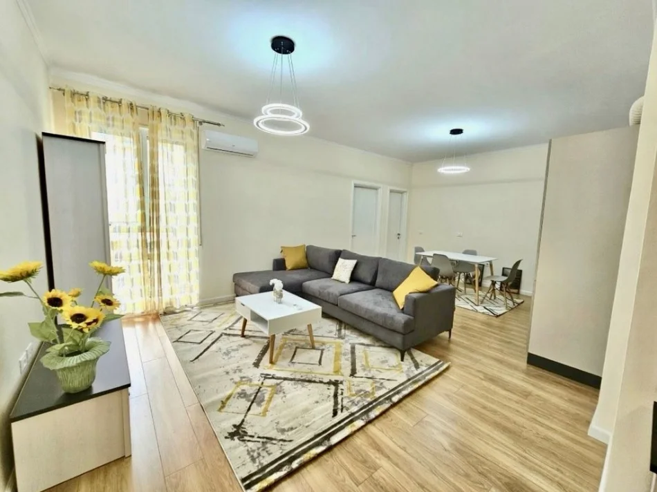 Tirane, shitet apartament 1+1 Kati 2, 76 m² 170.000 € (eduart mano)