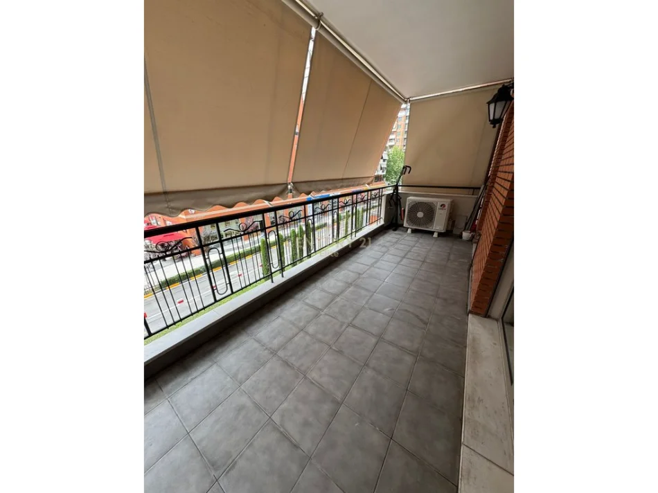 Tirane, jepet me qera apartament 1+1 Kati 3, 70 m² 650 € (Delijorgji)