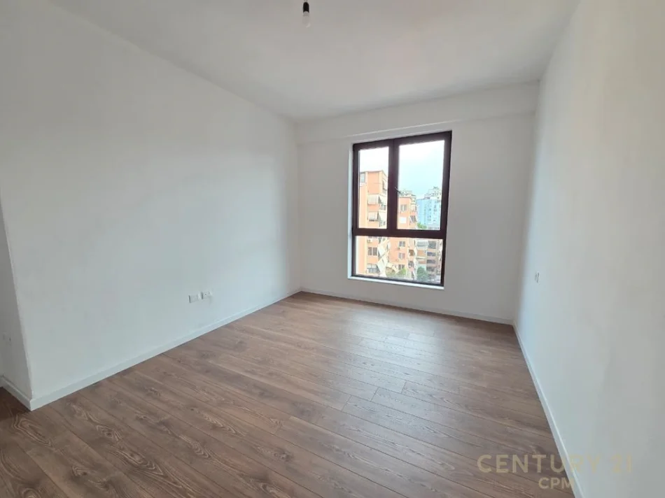 Tirane, shitet apartament 2+1 Kati 6, 94 m² 285.000 € (myslym shyri)